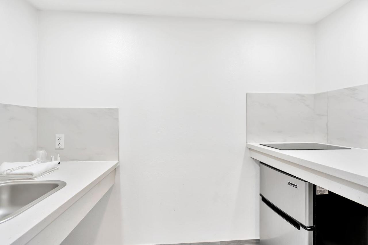 Lakewood Tradewinds Motel المظهر الخارجي الصورة